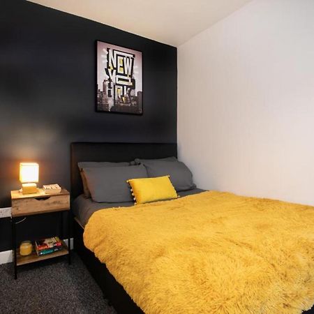 Spacious 2 Bedroom Apartments - 5 Mins From Qmc, Universities And City Centre! Nottingham Exterior photo
